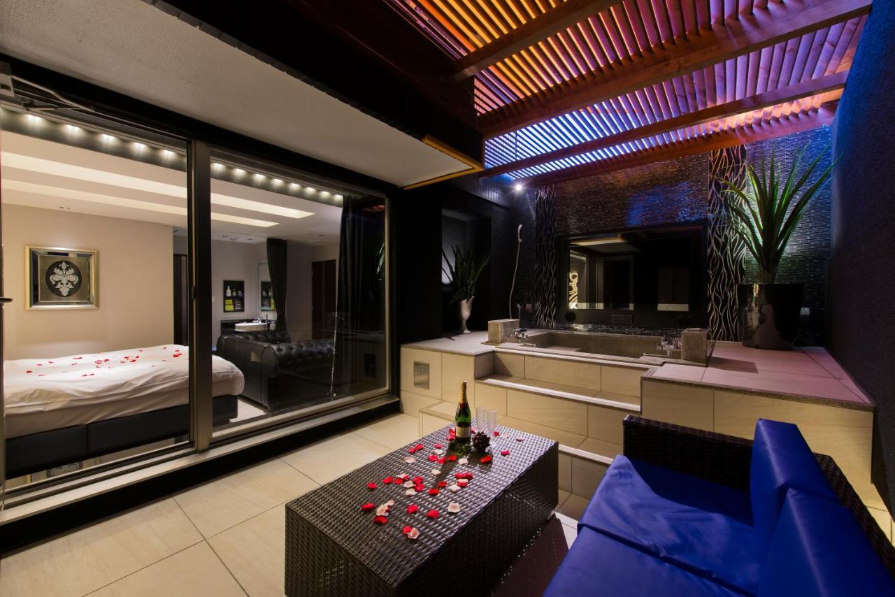 Hotel Moana Shinjuku (Adults Only) Tokio Zewnętrze zdjęcie
